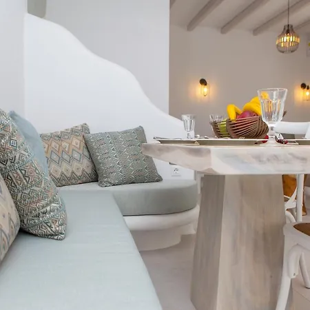 Naxian Lounge