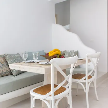 Naxian Lounge Villa *