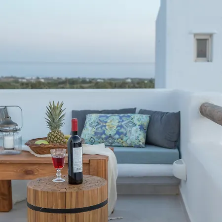 Villa Naxian Lounge *