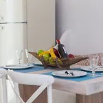 Naxian Lounge * Naxos City