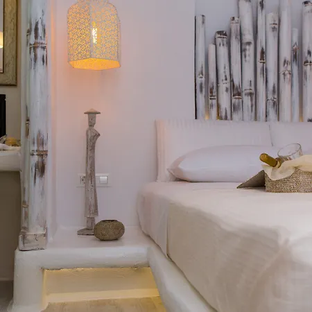 Naxian Lounge Villa