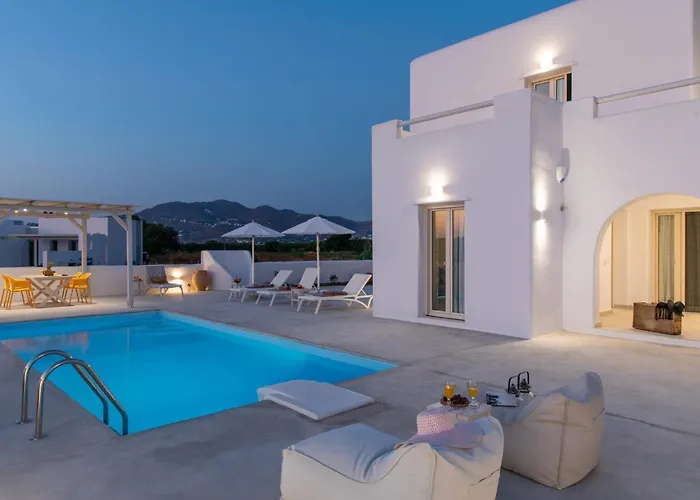 Naxian Lounge * Naxos City