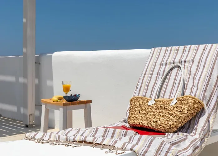 Naxian Lounge * Naxos City